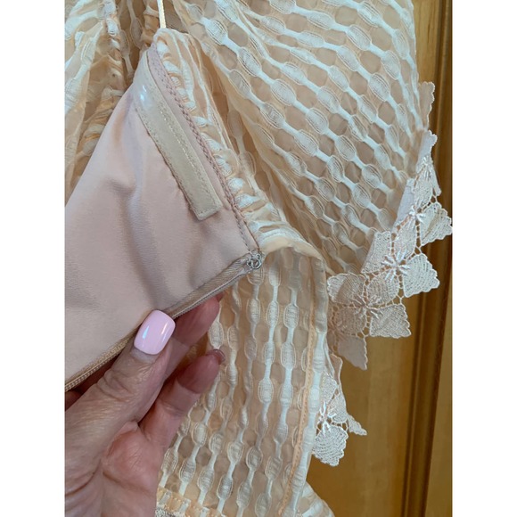 NWT, LA MAISON Talulah Women’s Off The Shoulder Popover Dress, Size Large K223 - Picture 14 of 16